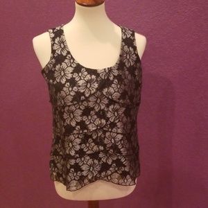 Notations sleveless top